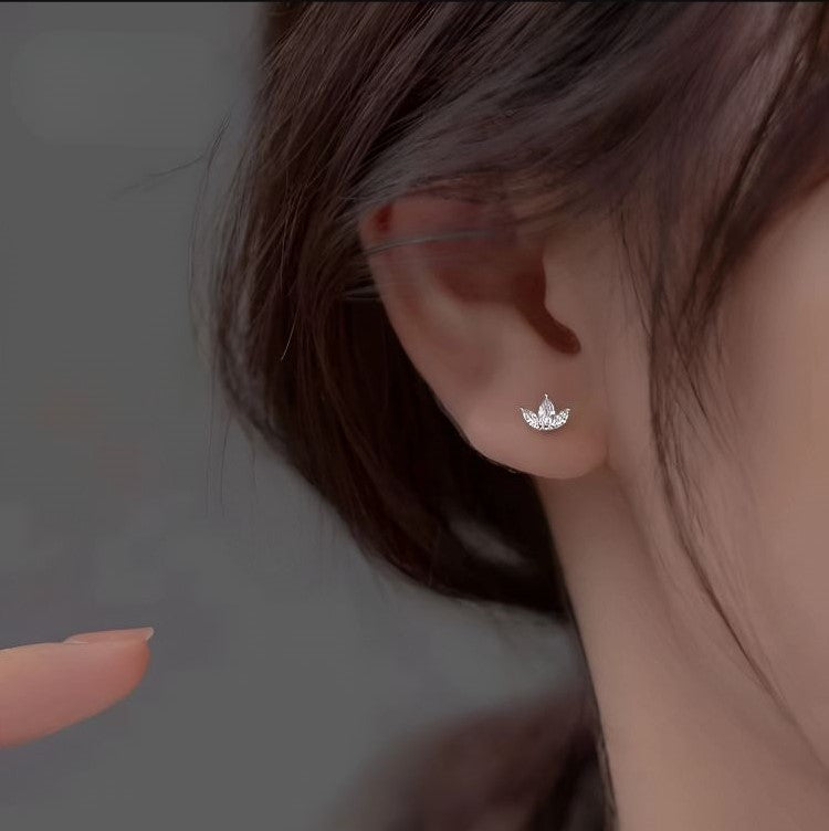 The Simple Crown Zirconia Stud Earrings (Hypoallergenic)