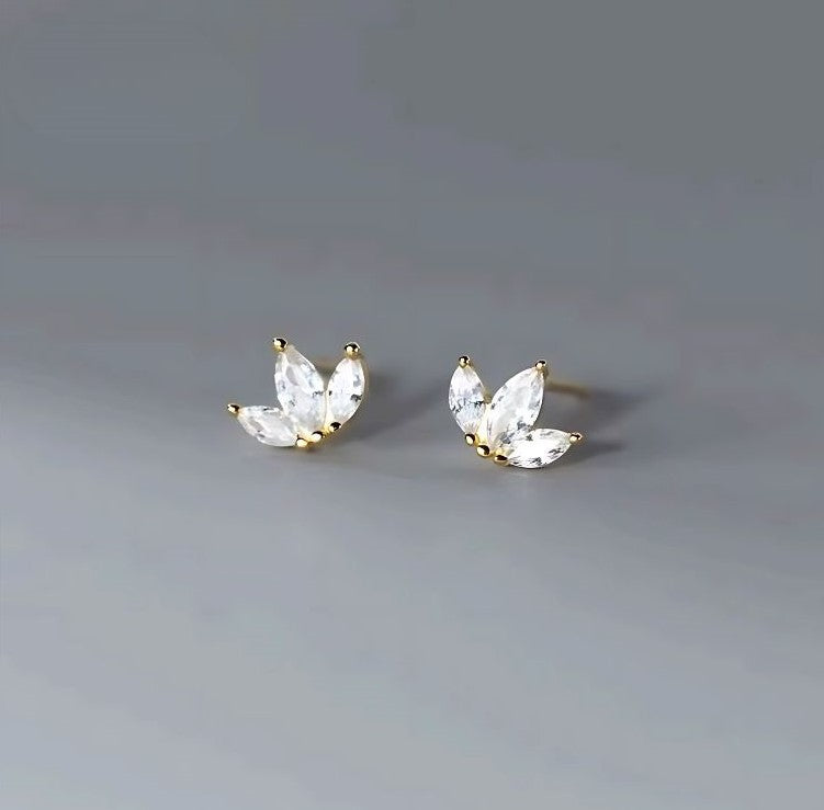 The Simple Crown Zirconia Stud Earrings (Hypoallergenic)