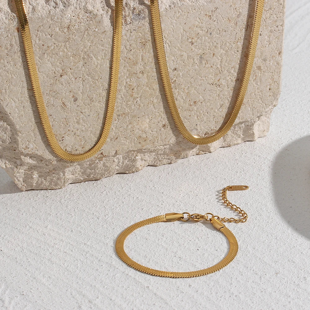 The Tarnish-Free18k Gold Plated Herringbone Chain or Bracelet