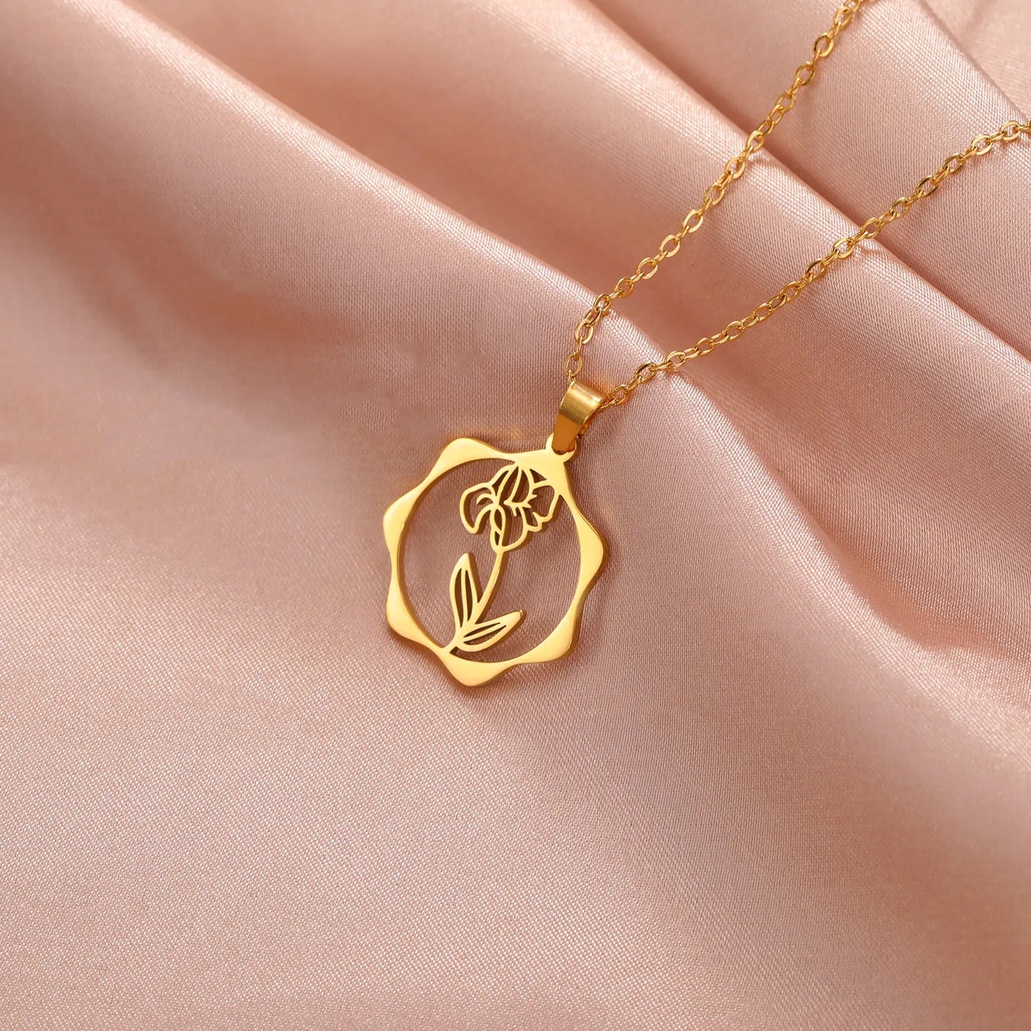 IceBoyDC Birth Flower Dangle Necklace
