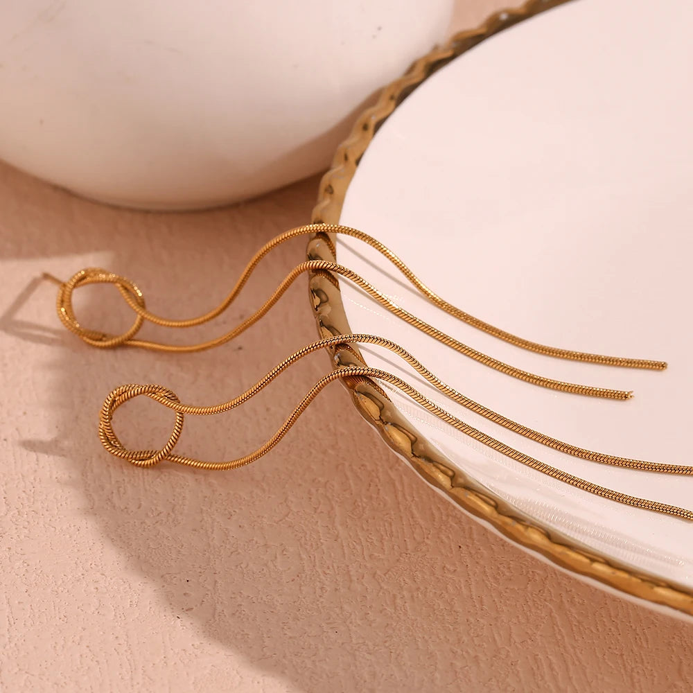 Dangly Circular Wire Snake Chain Tassel Earrings | 18K Gold Plated Women’s