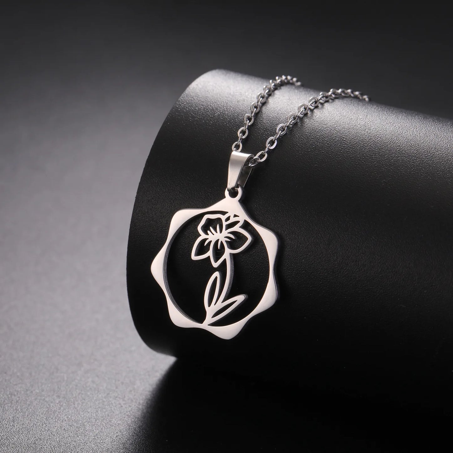 IceBoyDC Birth Flower Dangle Necklace