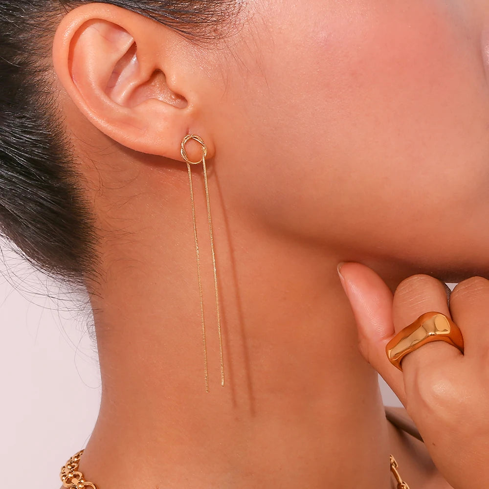 Dangly Circular Wire Snake Chain Tassel Earrings | 18K Gold Plated Women’s