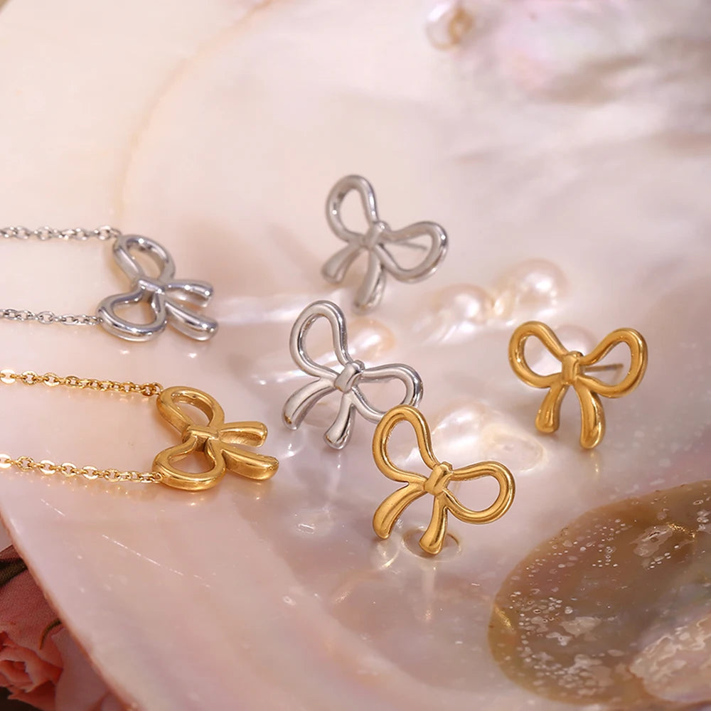 Tarnish Free 18K Gold Plated Simple Bow Earrings & Necklace Set