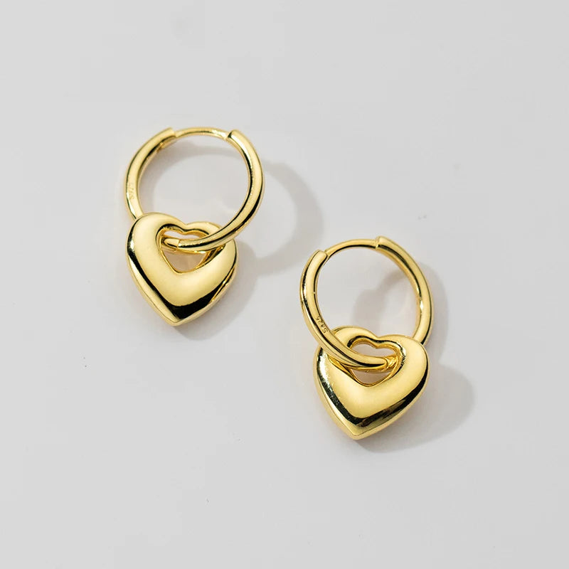 The Simple Dangling Hearts Earrings