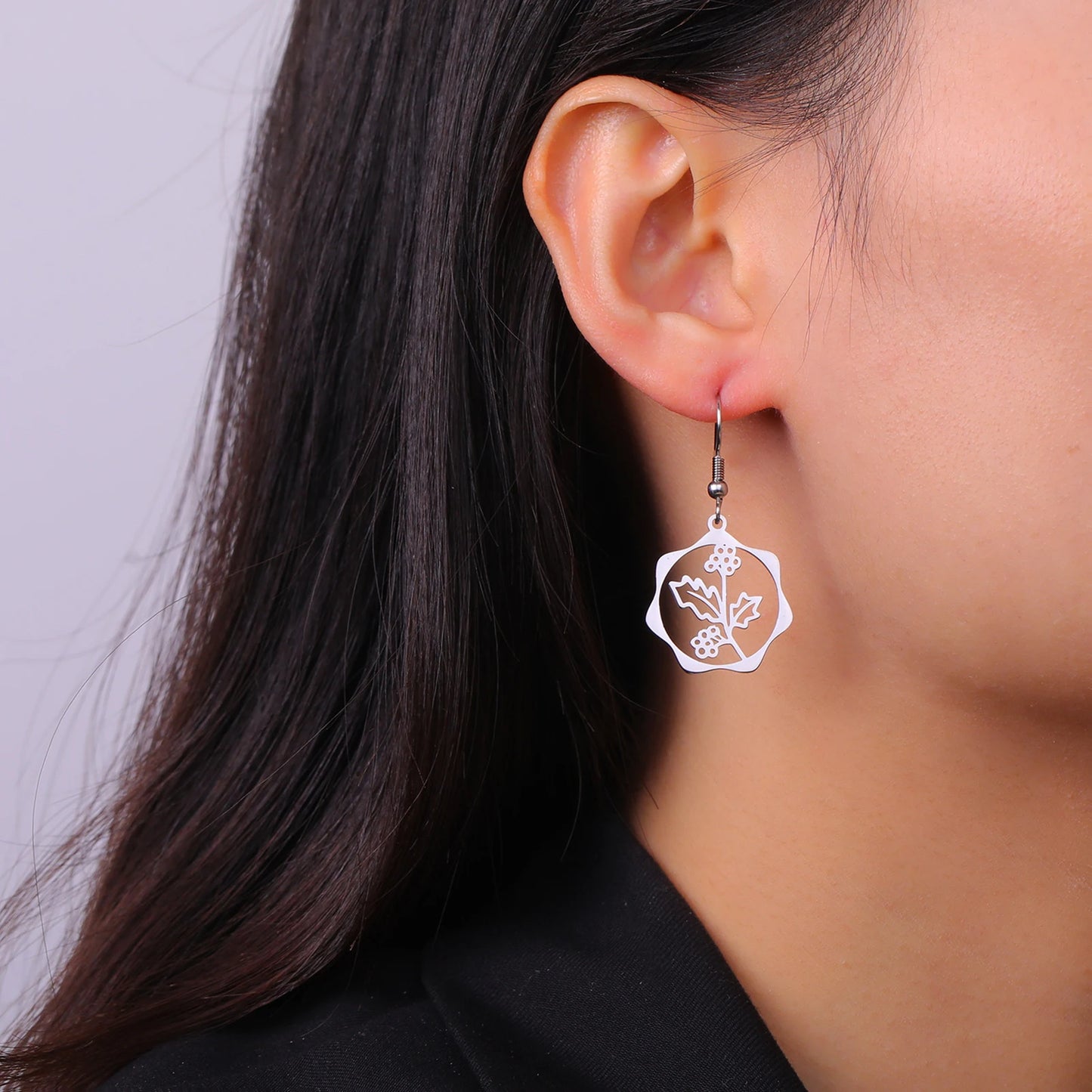 IceBoyDCTarnish-Resistant Birth Flower Dangle Earrings (Gold)