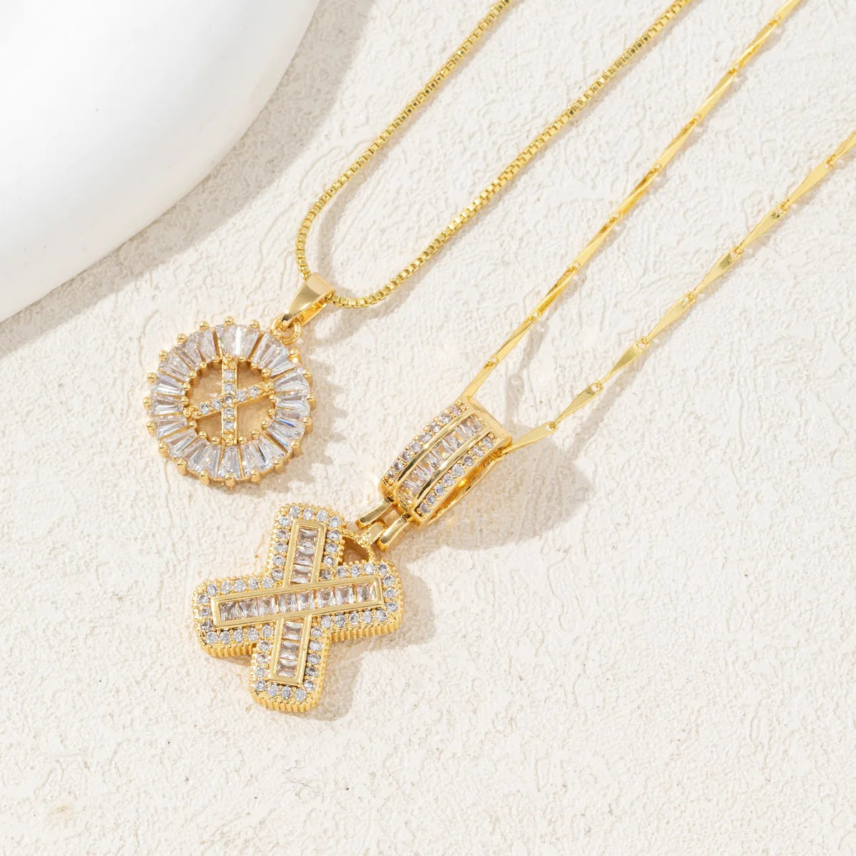 The IceBoyDC 2Pcs Dainty Zircon Signature Initial Necklace