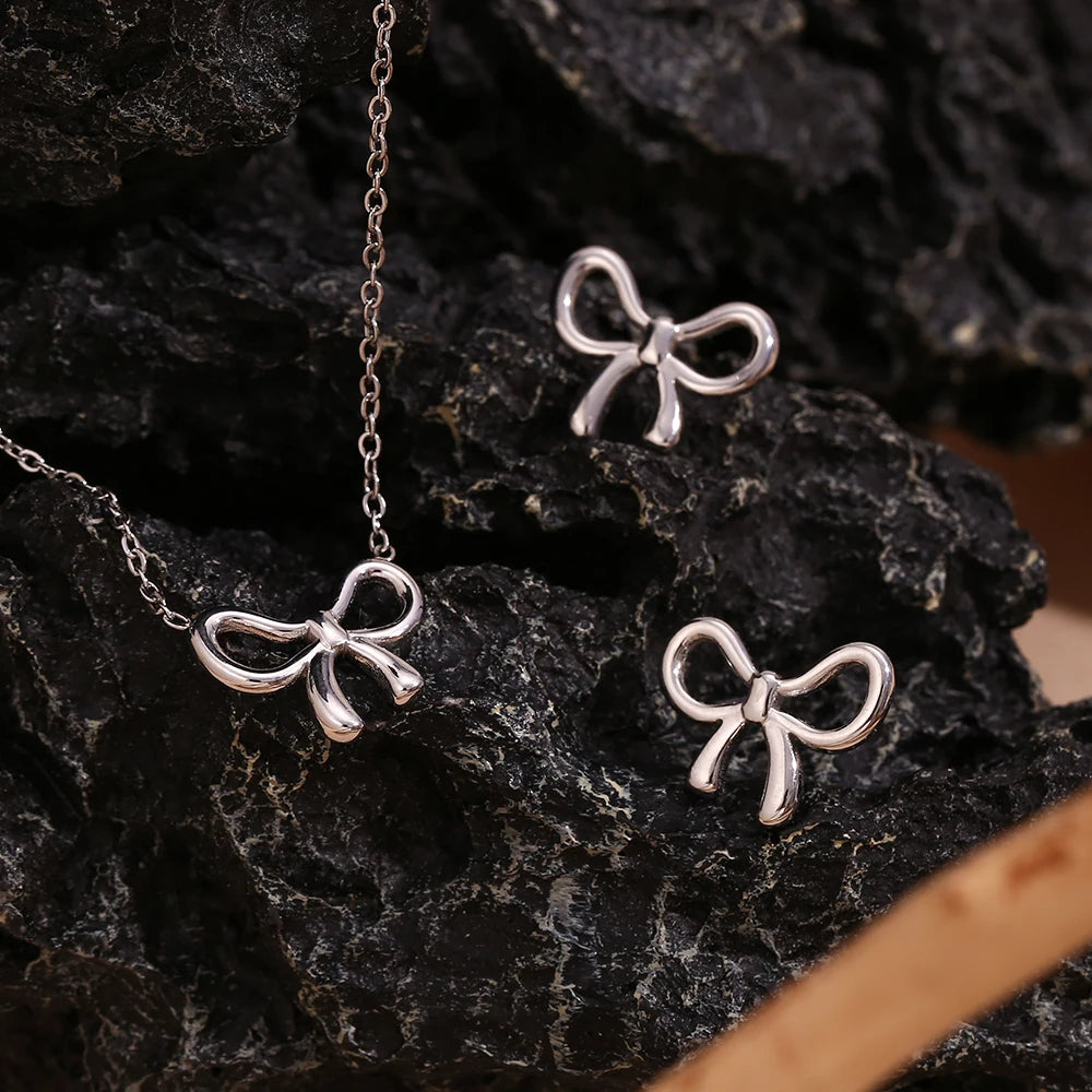 Tarnish Free 18K Gold Plated Simple Bow Earrings & Necklace Set