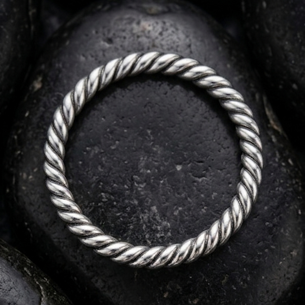 Twisted Cable Cuff Ring