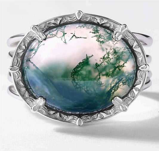 Unveiling the Allure of Moss Agate: Wear Nature's Beauty Close (Shop IceBox DC's Moss Agate Collection!)