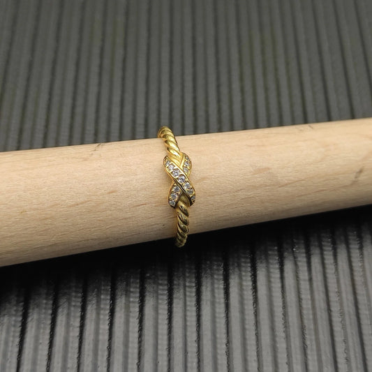 Infinity Rope Pavé Ring